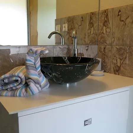 Privat Kamzik Apartment